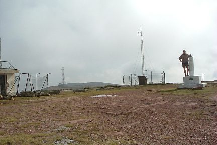 Sommet de Gorramendi (1070 m) et sa borne géodésique
