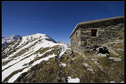 Cabane de Bachebirou : vue sur le pic de Bergons