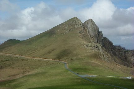 Iraukotuturru (1152 m) et le col d'Irau