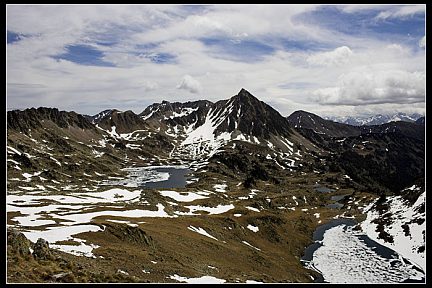 Lac de Bastan ou de Port-Bielh depuis la Hourquette Nère