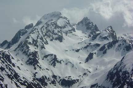 Pic de Chérue (2195 m) : vue sur le Lurien
