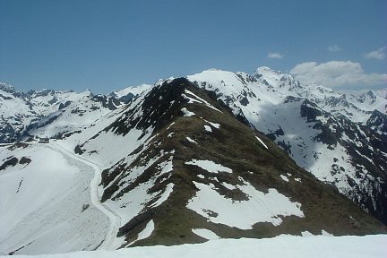 Herrana (2067 m) : voie ferrée d'Artouste enneigée