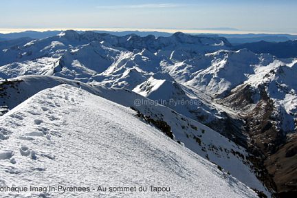 Au sommet du Tapou