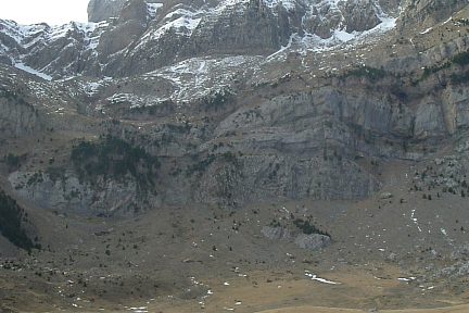 Promenade sur l'ibon de Piedrafita gelé