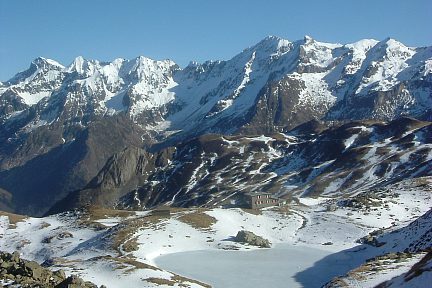 En montant vers le pic Peyreget