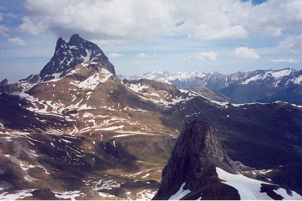 Pena Blanca (2367 m) : pic du Midi d'Ossau et Pène de la Glère