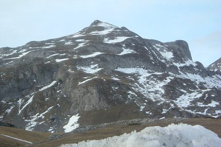 Pène Mieytadère et son sommet Ouest (2124 m)
