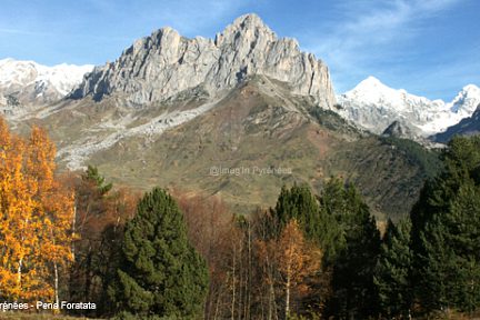 Pena Foratata, sommet de la vallée de la Teña près de la frontière