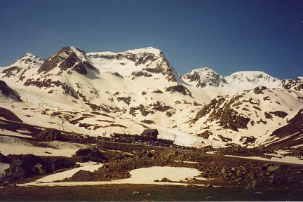 Pico Culivillas et las Arroyeras depuis Formigal, zone Anayet
