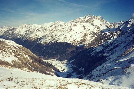 Pic d'Estrémère (2165 m) : le Lurien et la vallée d'Ossau