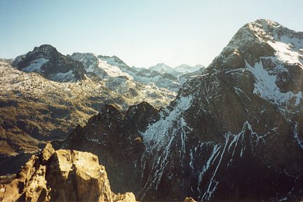 Crête aérienne des Quintetes : pic Palas, Frondella et Lurien