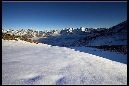 Vallée de Luz Saint Sauveur depuis un point un peu au dessus du col de Riou
