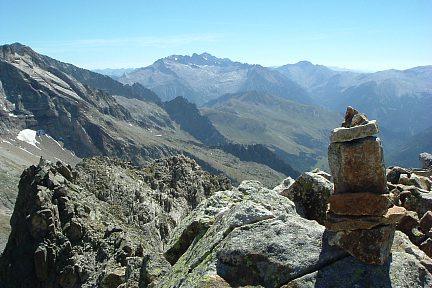 Pico de Gias (3011 m) : vue sur le massif Aneto-Maladeta