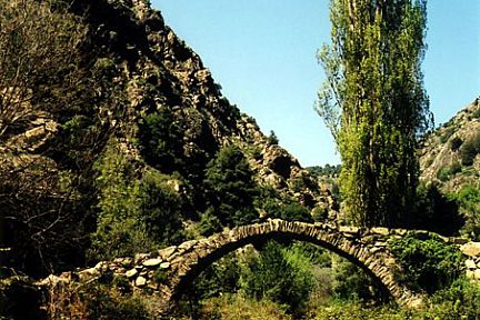 Pont Génois sur le ruisseau de Francioni