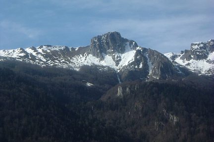 Le Rocher d'Aran vu depuis le Bénou