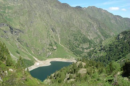 Lac d'Oô en montant vers le col d'Espingo
