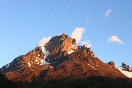 Paine Grande au petit matin