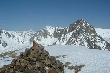 Pic du Midi de Bigorre et pic de Bastan d'Aulon depuis le Pichaley