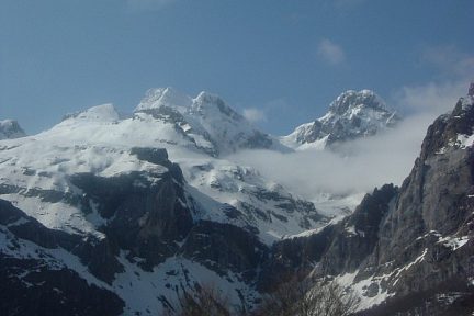 Pic d'Aspe (2645 m) et la brèche d'Aspe, vus du Cuchet de Garay