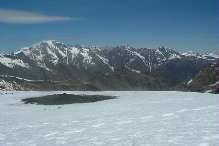 Sommet du pic de Bataillence (2604 m) : vue sur le Néouvielle