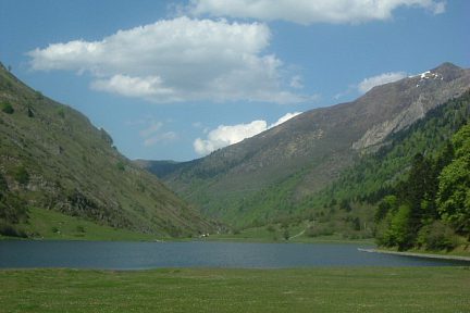 En amont du lac d'Estaing