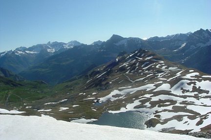 Vue sur le versant français depuis le col des Espécières