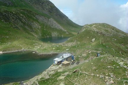 Le refuge de Vénasque sur le chemin du pic de Sauvegarde