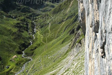 La face est du Pène Sarrière au-dessus du vallon du Valentin