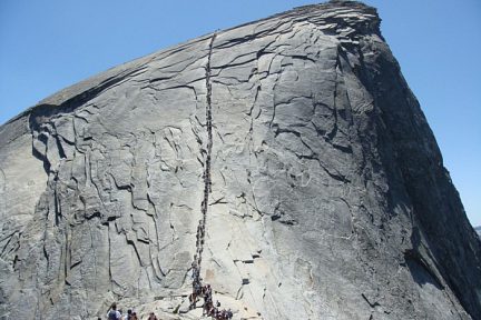 Half Dome : partie finale avec les câbles