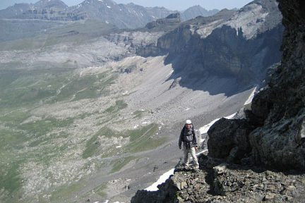 Pic de la Munia et les murailles de Troumouse