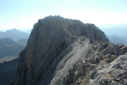 Depuis la Tuca de las Culebras, vue sur le pico de Ballibierna et le Paso del Caballo