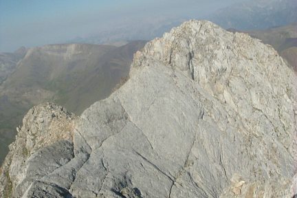 Depuis le pico de Ballibierna, vue sur l'aérien Paso del Caballo