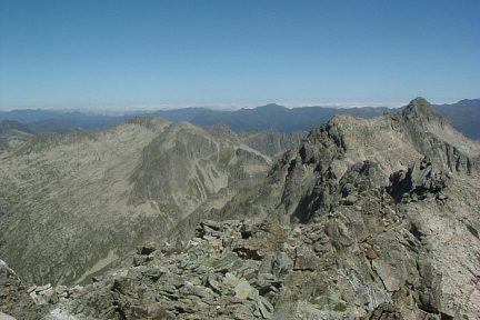 Besiberri Nord et Besiberri del Mig vus depuis le Besiberri Sud