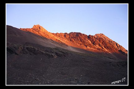 Le pic Maou et sa crête menant au Badet
