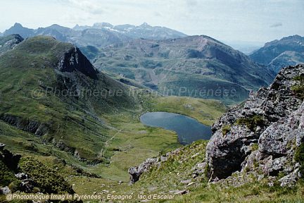 Au-dessus du lac d'Escalar, vallon vers Astún