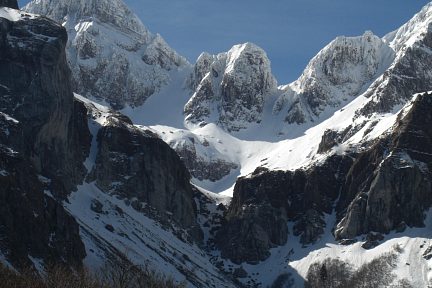 Face Nord du pico Llena de la Garganta et la Brecha Wallon