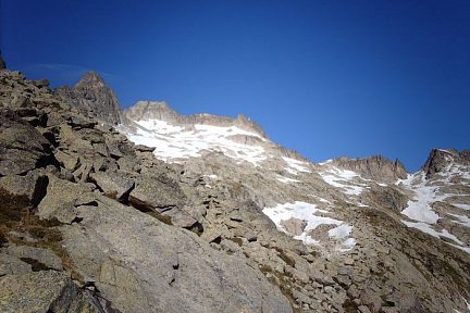 Depuis la brèche de Barris, le Ramoun et le pic de Néouvielle