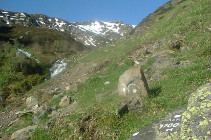 Pic Prada, progression dans le vallon du Lavedan