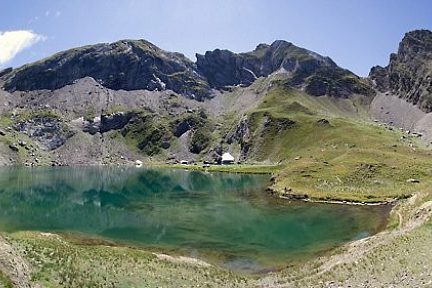 Panoramique au lac de Maucapéra