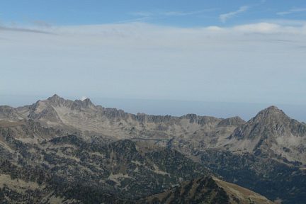 Pic de Bugatet, vue sur le lac de Port-Bieilh, Bastan et Contadé