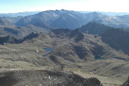 Du sommet du pico Posets (3375 mètres)
