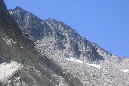 Punta Alta, le couloir à gauche du névé