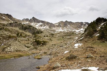 Le lac d'Agalops