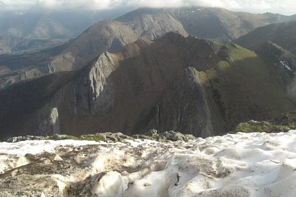 Vue sur le Ganboa depuis le Txindoki