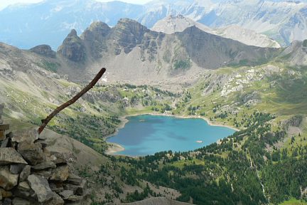 Lac d'Allos au mois de juillet