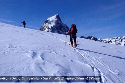 Crête Lavigne-Chérue face au pic du Midi d'Ossau