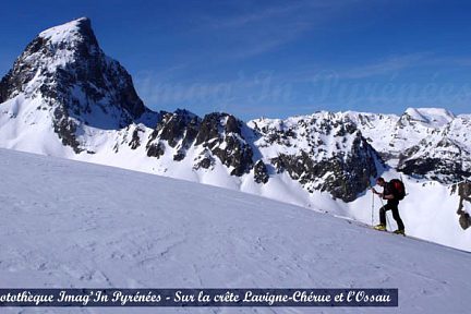 Longue crête Lavigne-Chérue avec l'Ossau en vue