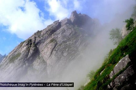 Escalade de la Pène d'Udapet sous l'orage