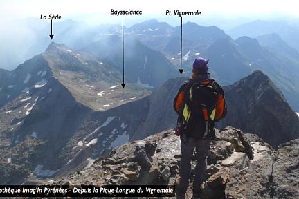 Pic de la Sède et refuge de Baysselance vus du Vignemale