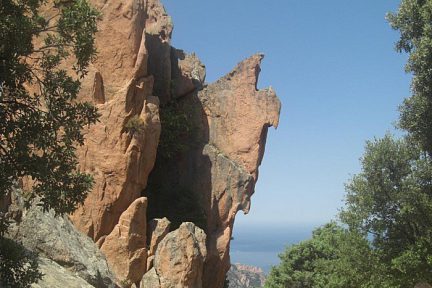 Vers le Château-Fort des Calanche de Piana